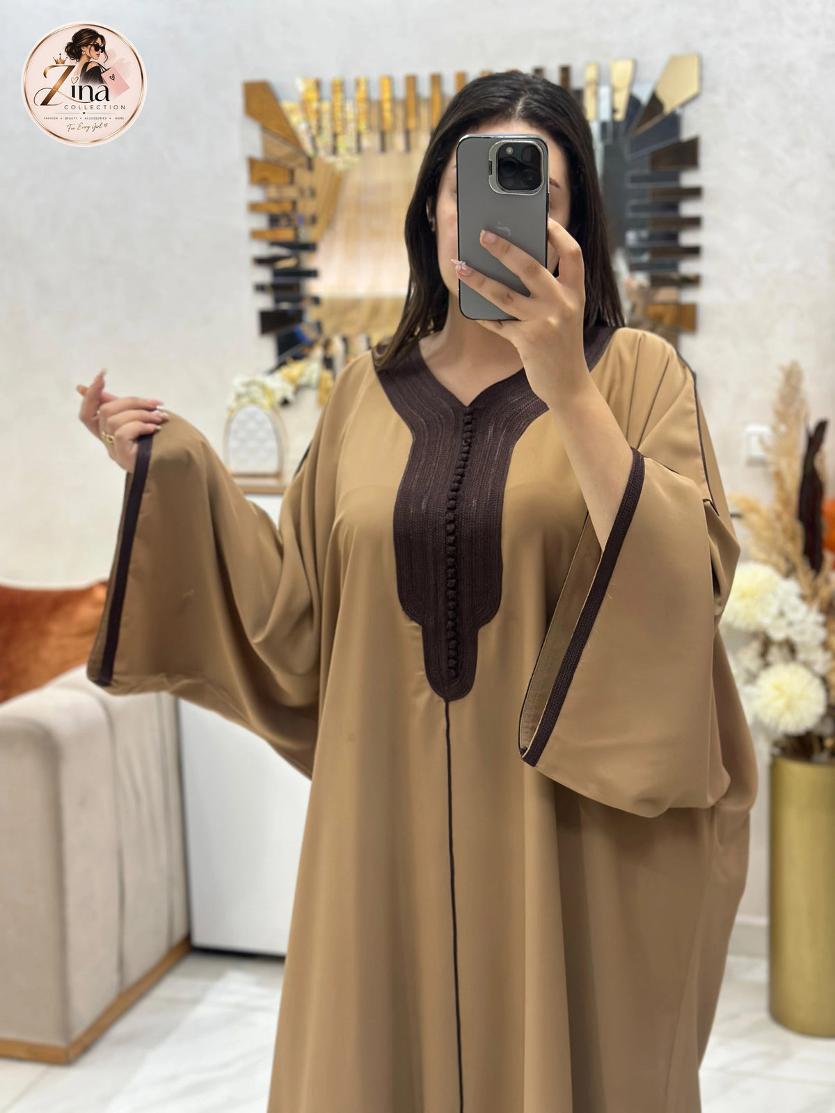 Kaftan en Crêpe Rosa avec sfifa et aakad — beige & marron — detail 2