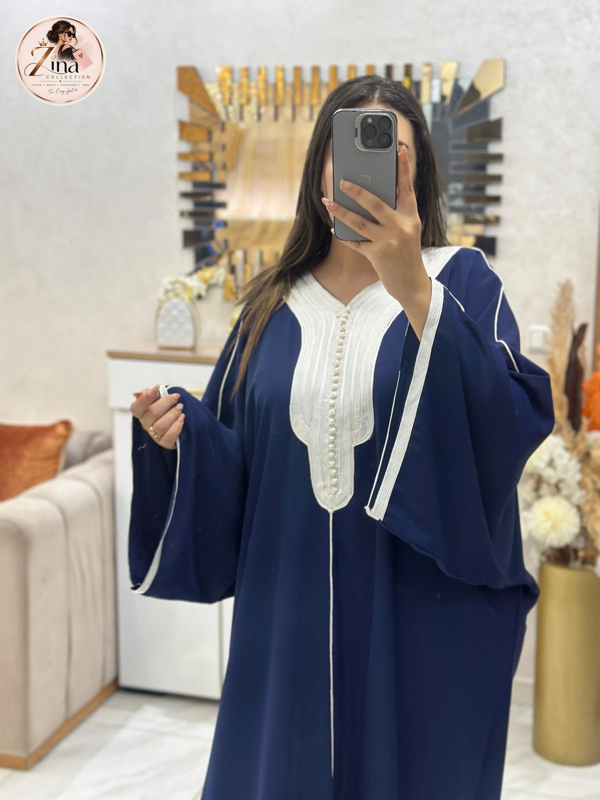 Kaftan en Crêpe Rosa avec sfifa et aakad — bleu marine & blanc — detail 1