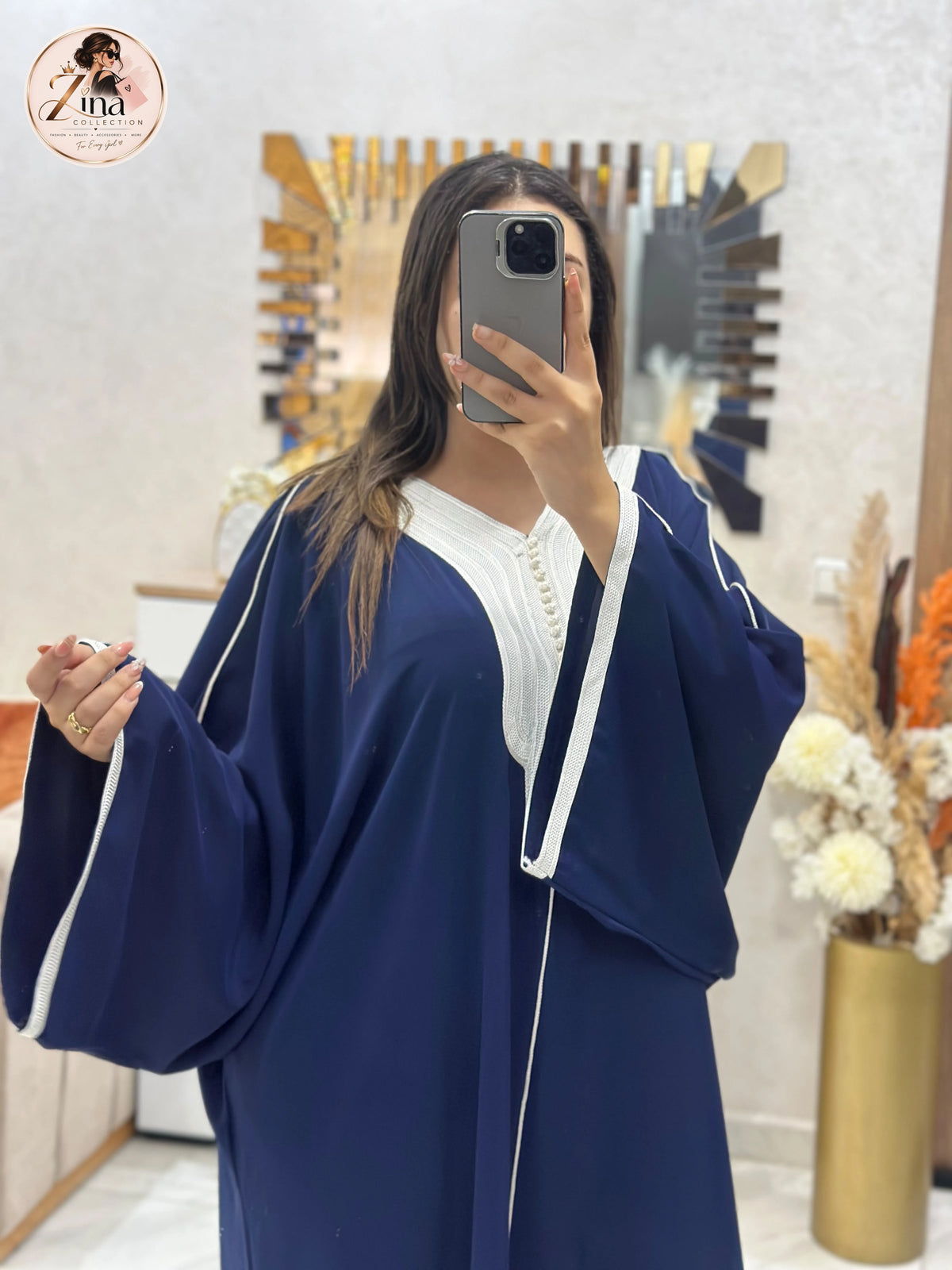 Kaftan en Crêpe Rosa avec sfifa et aakad — bleu marine & blanc — detail 2
