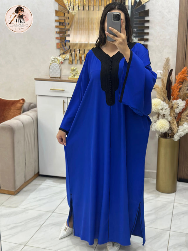 Kaftan en Crêpe Rosa avec sfifa et aakad — bleu royal & noir — vue ensemble