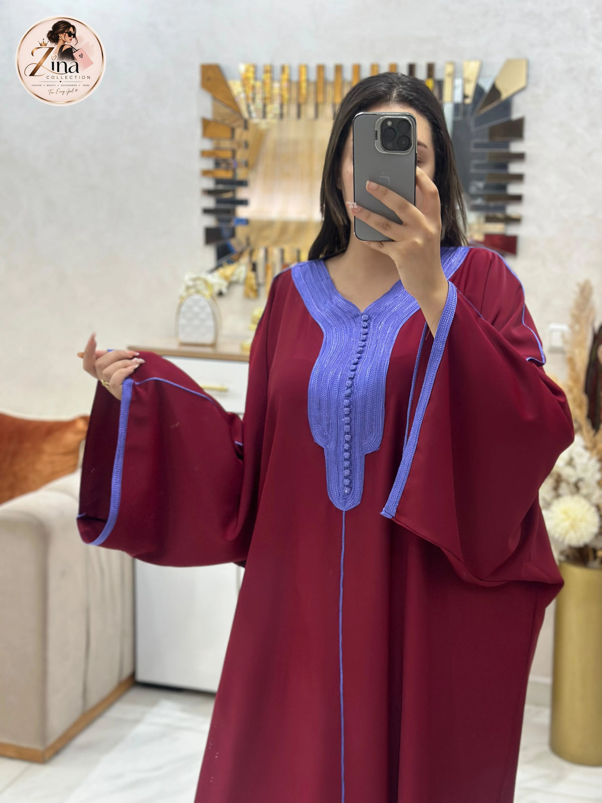 Kaftan en Crêpe Rosa avec sfifa et aakad — bordeaux & lavande — detail 2